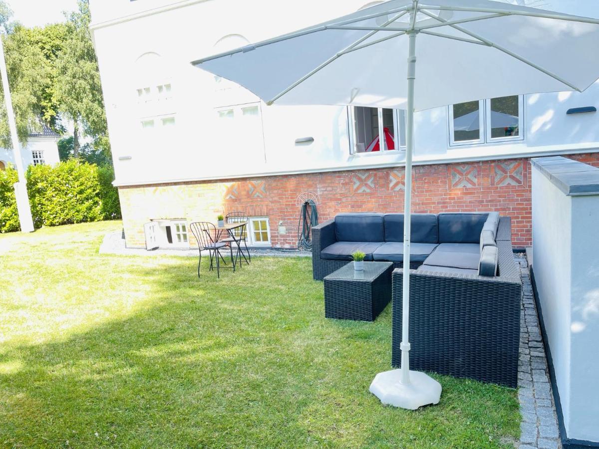 Aday - City Central Mansion - 4 Bedroom Apartment Ålborg Exteriör bild